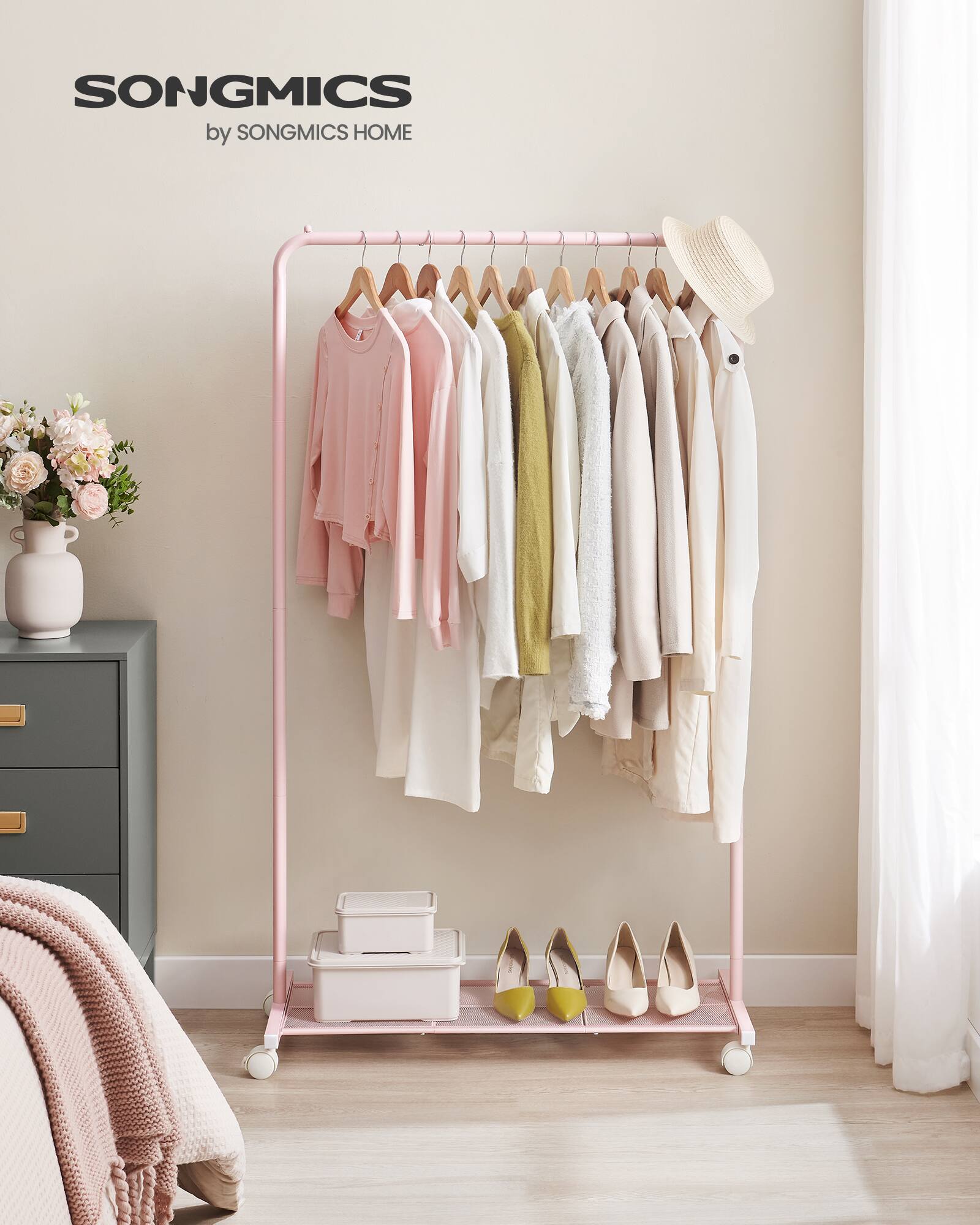 Songmics Home Clothes Rack with Wheels, Clothing Rack for Hanging ...