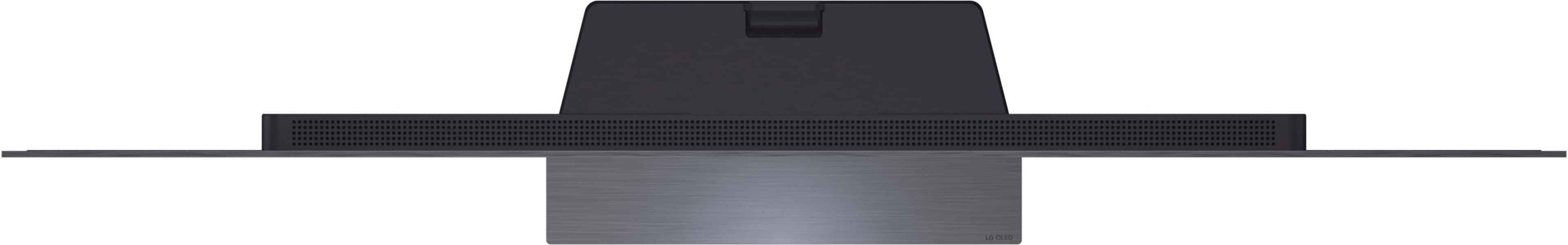 Alt View 34. LG - 77" Class C5 Series OLED evo AI 4K UHD Smart webOS TV (2025).