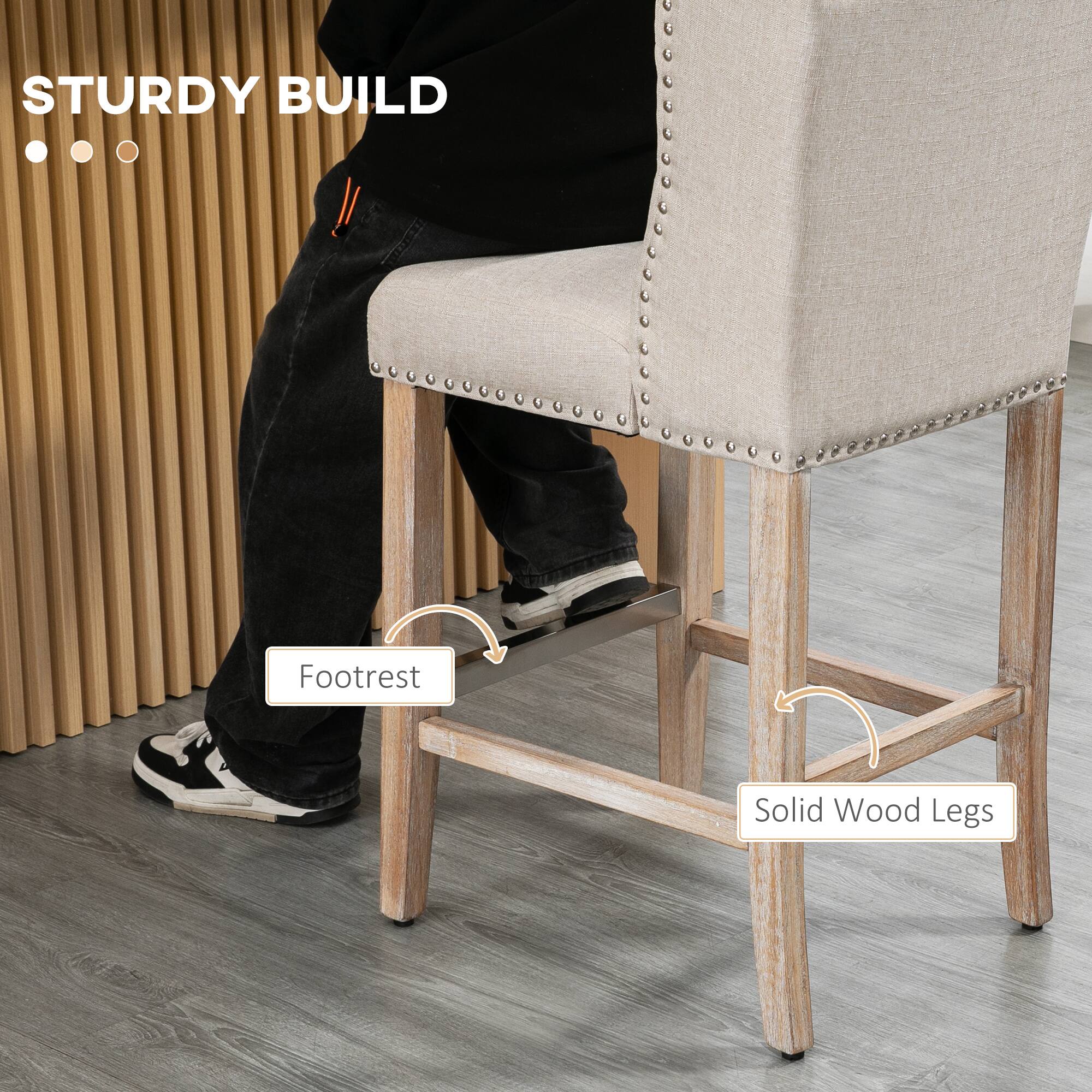 STURDY BUILD
Footrest
Solid Wood Legs