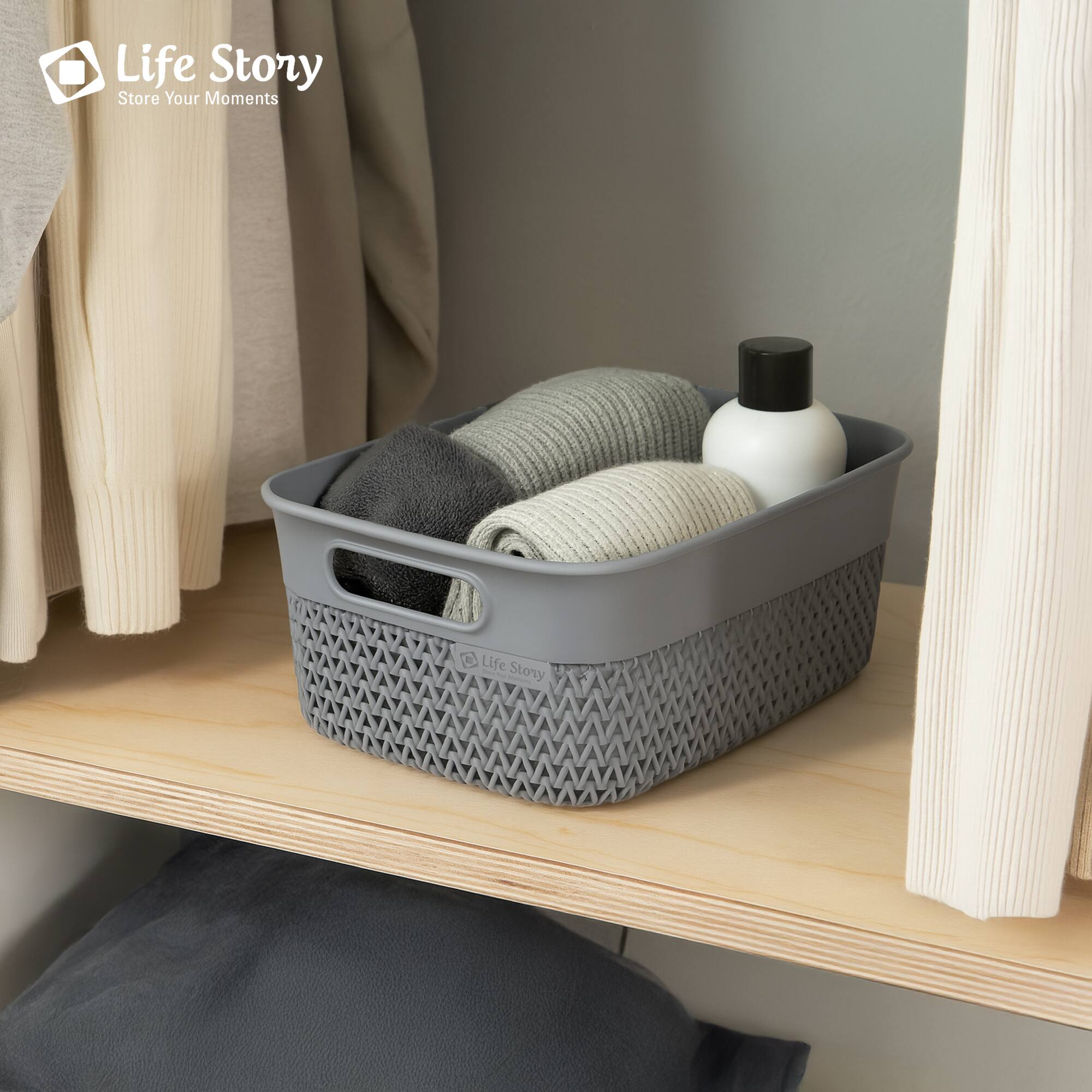 Life Story  
Store Your Moments