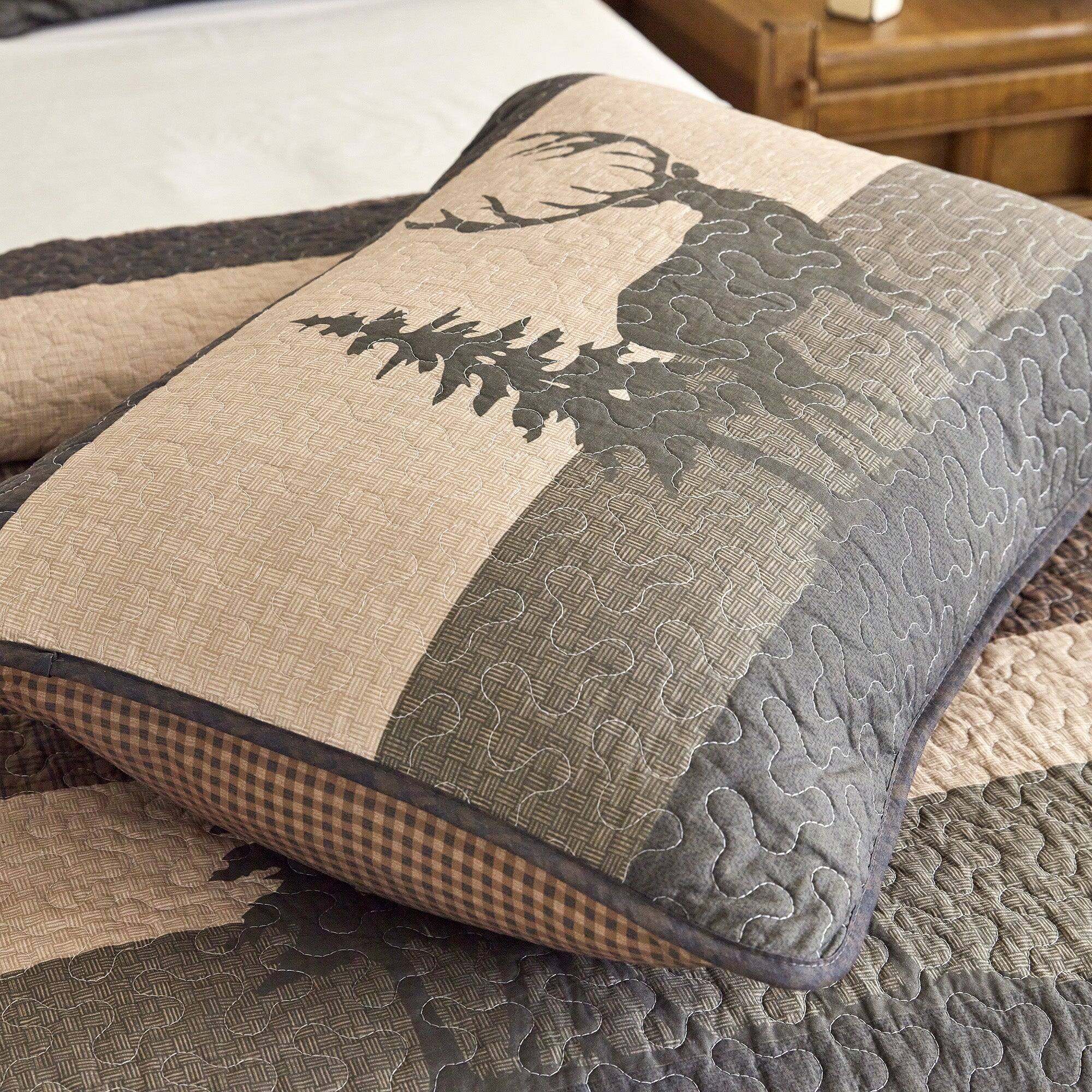 Left. MarCielo - Marcielo 3 Piece 100% Cotton Bear & Deer Forest Quilt Bedspread Set - Brown.