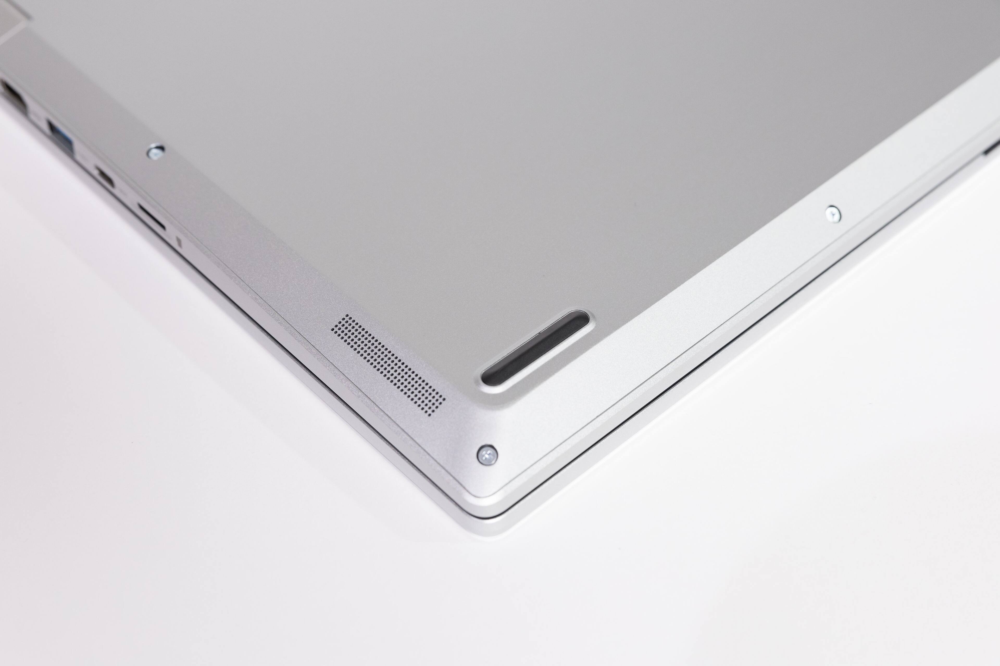 Alt View 1. VAIO - Vaio 16"  Windows 11 | Intel Core i5 | 16GB RAM | 512 GB SSD | - Steel.