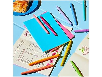 The text in the image appears to be a mix of English and Chinese characters. Here is the corrected and grouped text:

**English:**
- WHAT

**Chinese:**
- 什么
- 2023年
- 月
- 日
- 星期
- 日期
- 星期一
- 星期二
- 星期三
- 星期四
- 星期五
- 星期六
- 星期日

The text seems to be part of a calendar or planner.