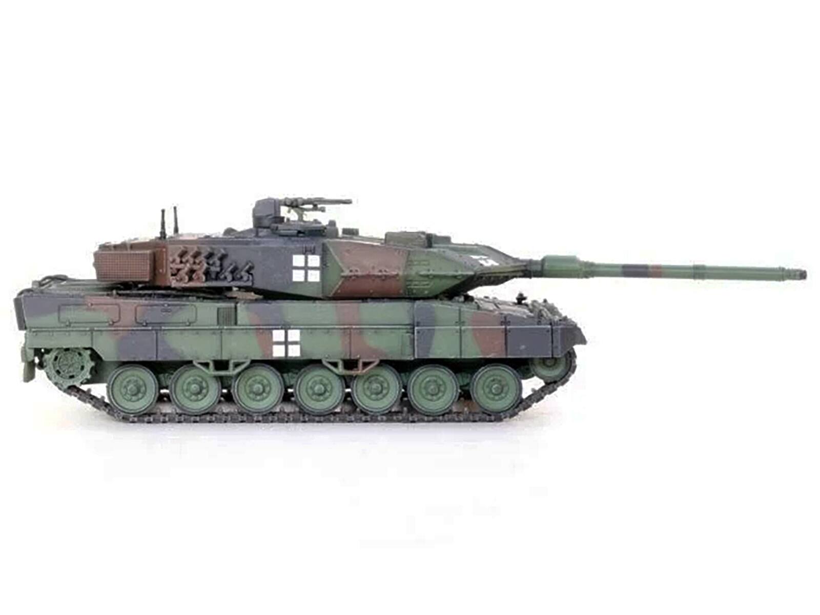 Left. Panzerkampf - Leopard 2A6 Main Battle Tank Green Camouflage "Ukrainian Army" "Armor Premium" Series 1/72 Diecast Model by Panzerkampf - Green.