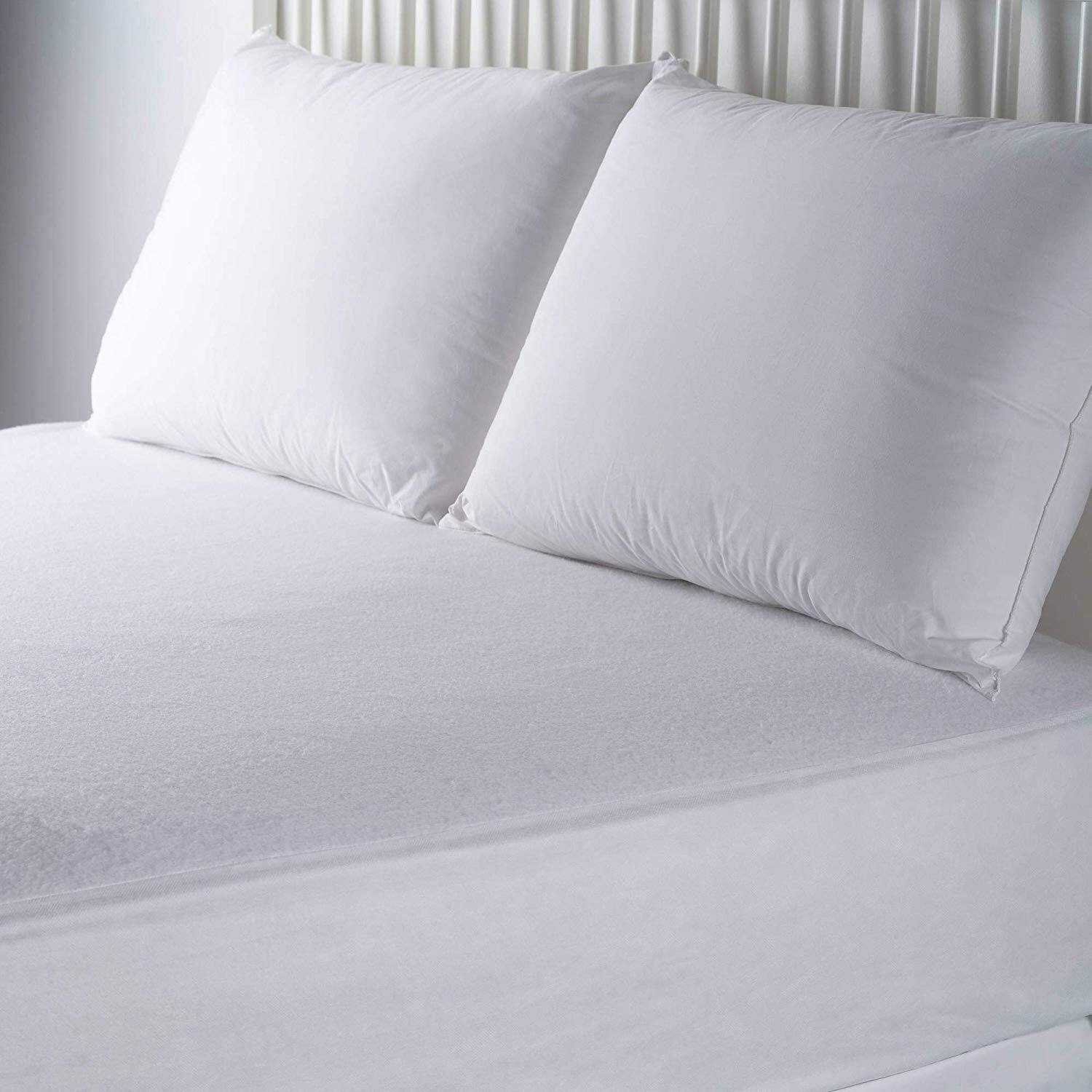 Angle. J&V TEXTILES - J&V TEXTILES Waterproof Bed Bug Proof Mattress Encasement Protector - White.