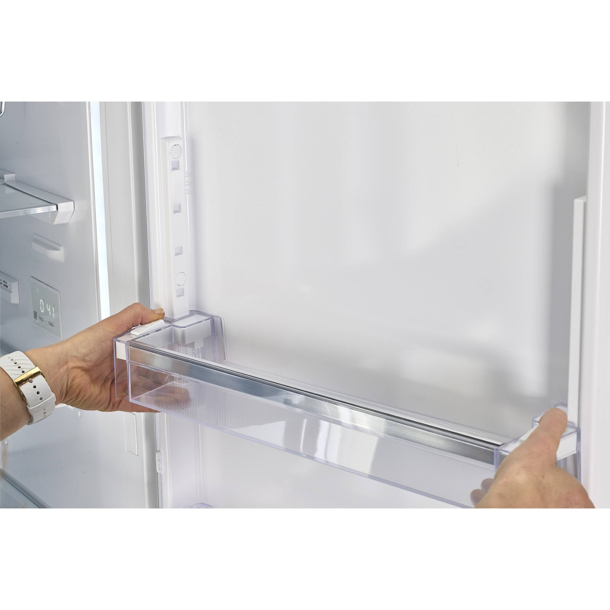 Alt View 16. Unique Appliances - 24 in. Wide Classic Retro 23.8 in 11.7 cu. ft. Frost Free Retro Bottom Freezer Refrigerator ENERGY STAR - Marshmallow White.