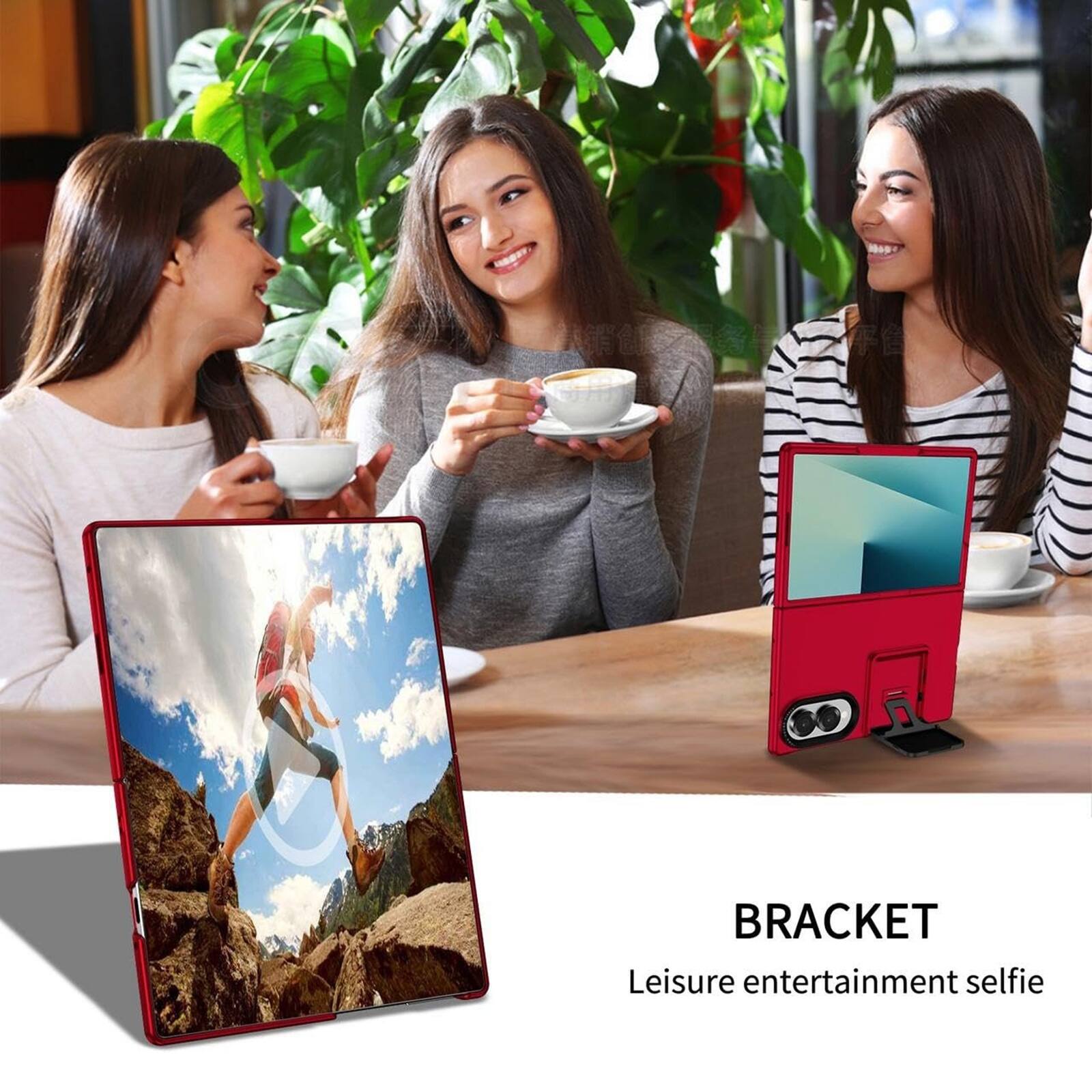 BRACKET  
Leisure entertainment selfie