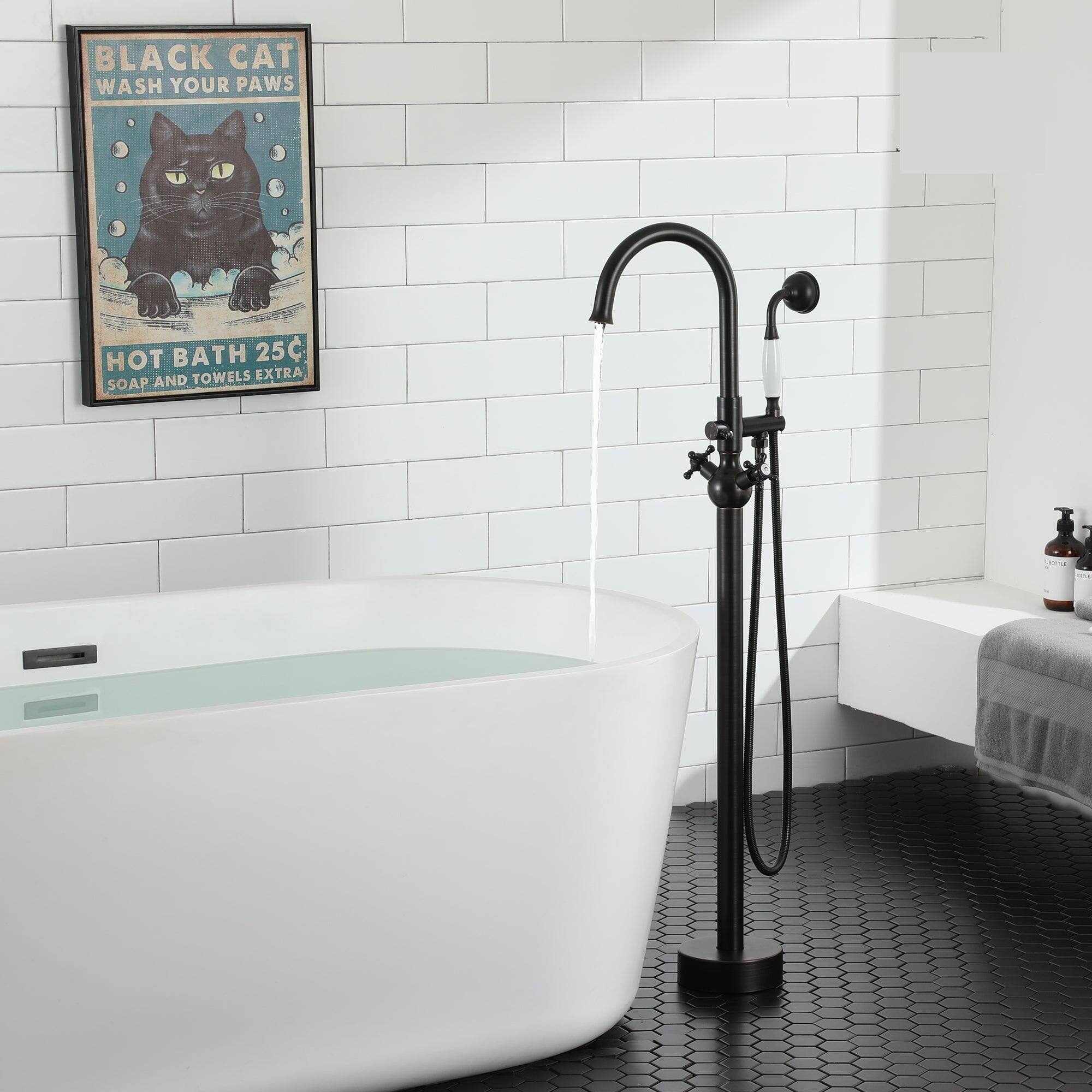 BLACK CAT WASH YOUR PAWS HOT BATH 25C SOAP AND TOWELS EXTRA