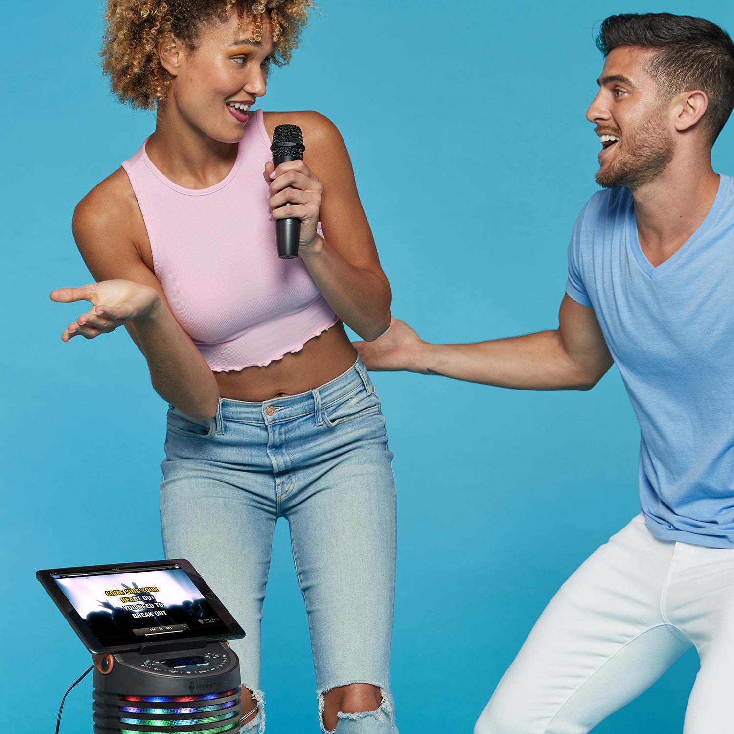 Sure, here is the corrected text:
"ICAR V T eads 10 BRR EE s ORT - -"
It seems like there might be some errors or missing characters. If you have more context or a clearer image, I might be able to help further!