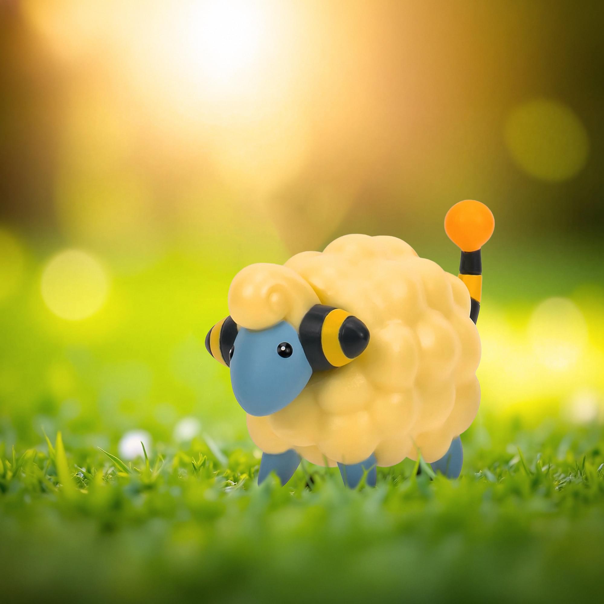 Alt View 5. Pokémon - Pokemon Clip N Go Poke Ball Set | Mareep - Multi-Colored.