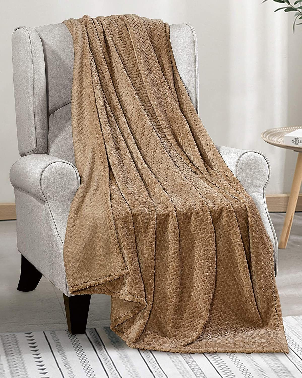 "Noble House - Oversized Super Cozy and Extra Heavy Chevron Braided Blanket (50"" x 70"") Mocha - MOC" price history on PriceWatchPro