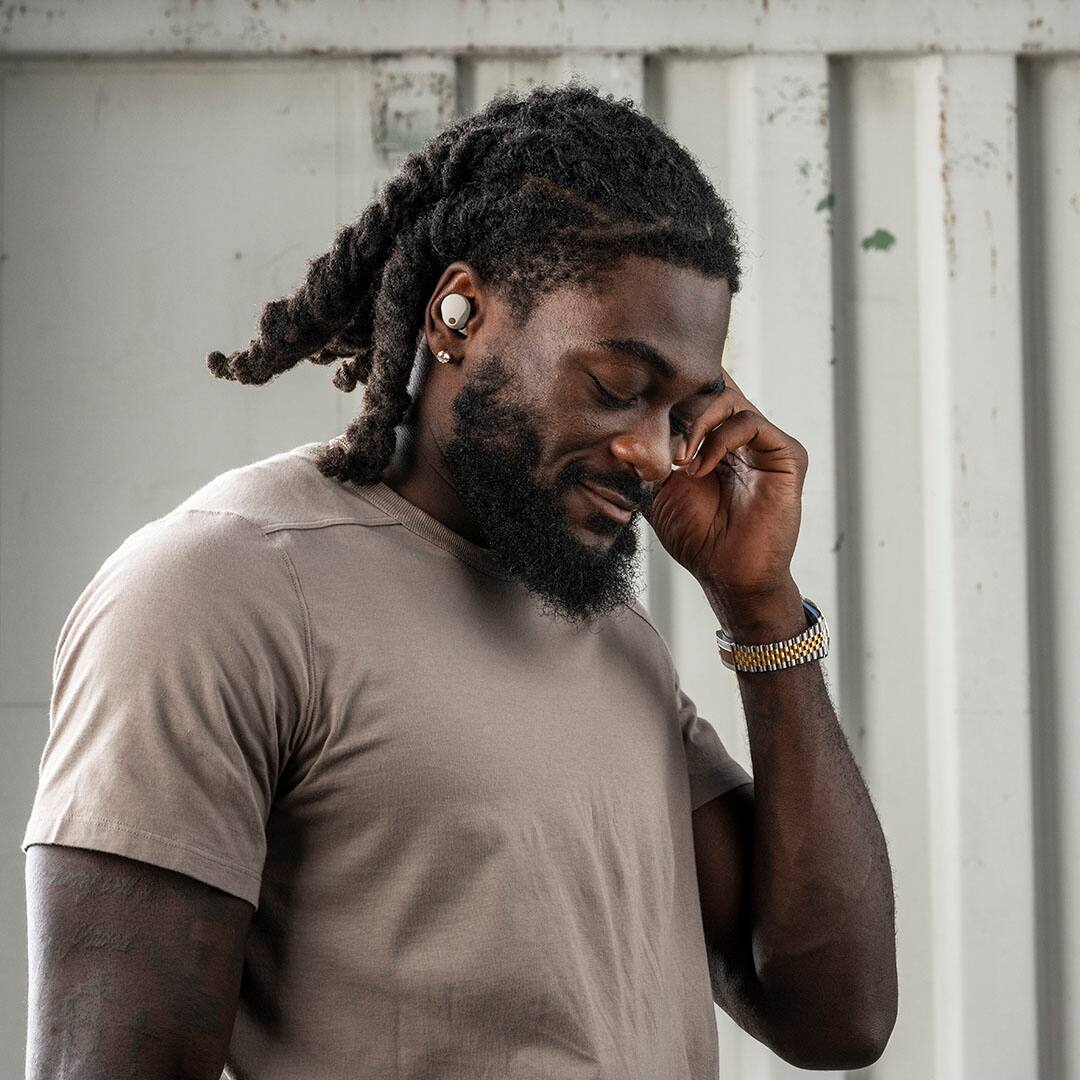 Alt View 27. Sony - WF-1000XM5 True Wireless Noise Cancelling Earbuds - Silver.