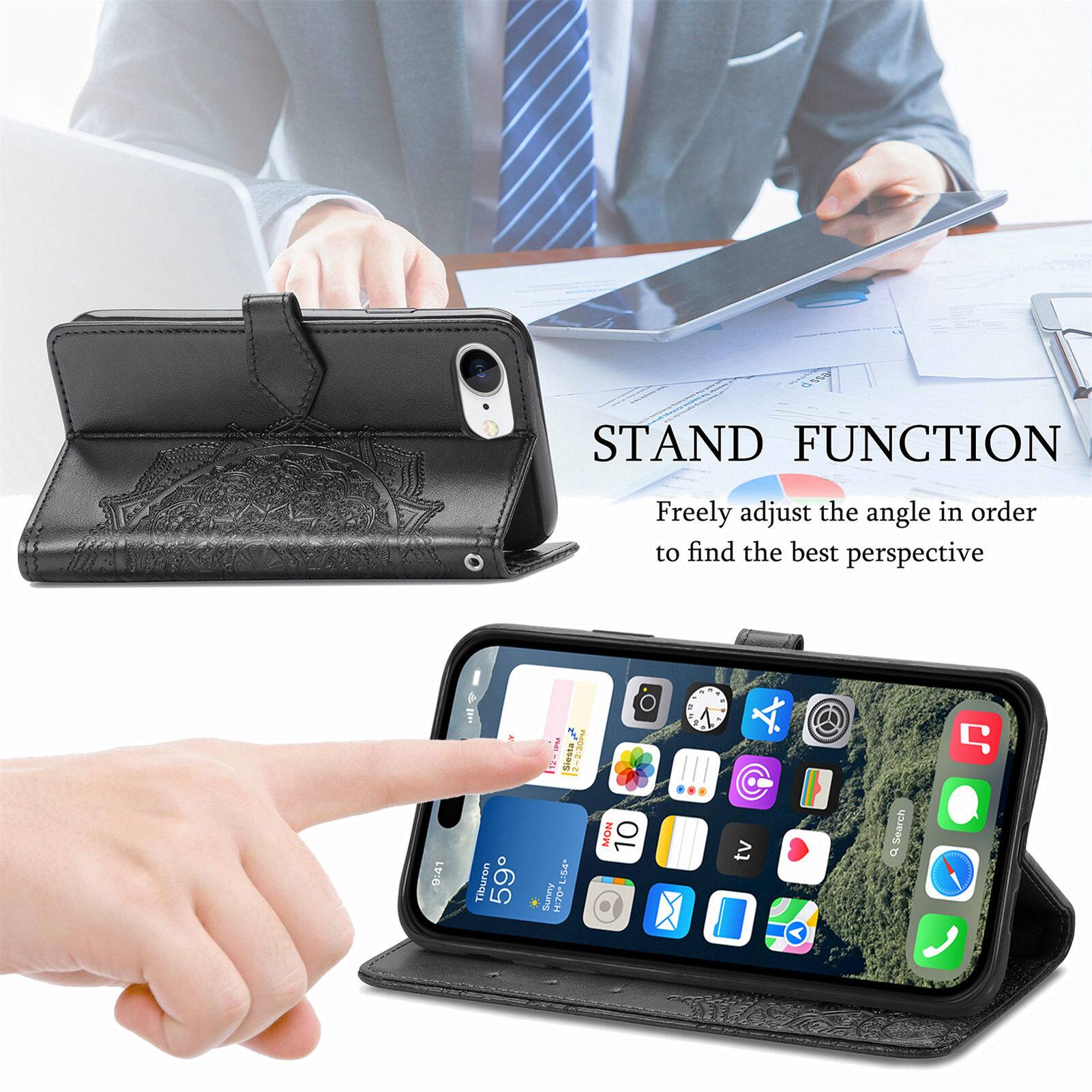 STAND FUNCTION  
Freely adjust the angle in order to find the best perspective
