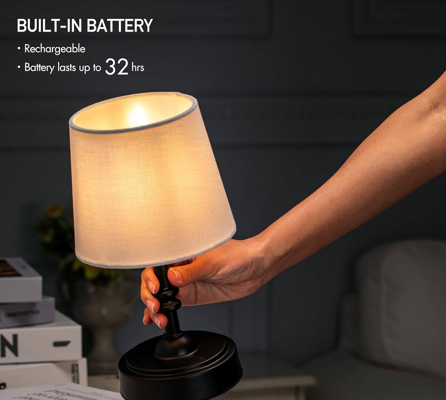 BUILT-IN BATTERY  
- Rechargeable  
- Battery lasts up to 32 hrs