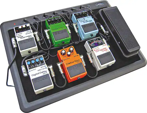 Angle. SKB - Pedal Board with Gig Bag - Black.