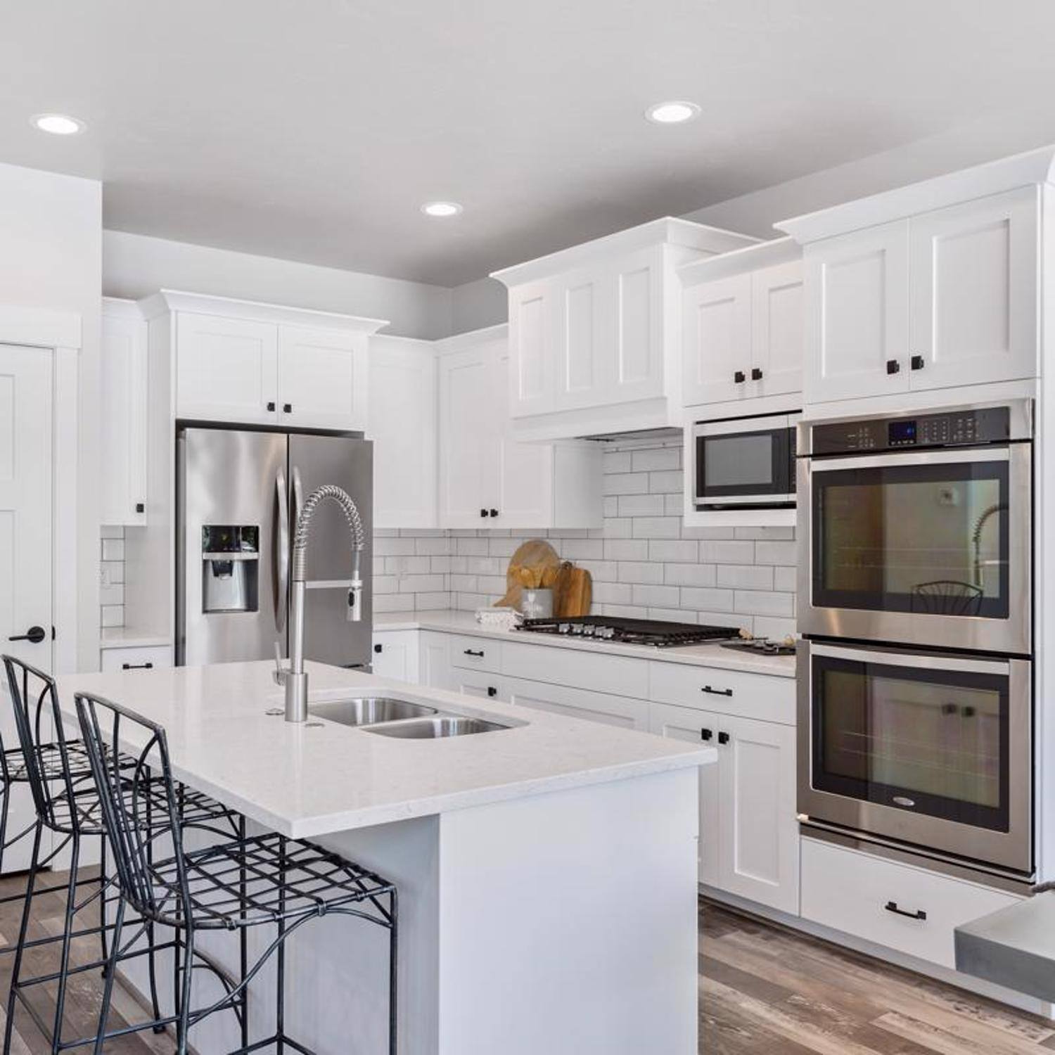 Back. FEIT ELECTRIC - Feit White 6 in. W Aluminum LED Canless Recessed Downlight 85 W.