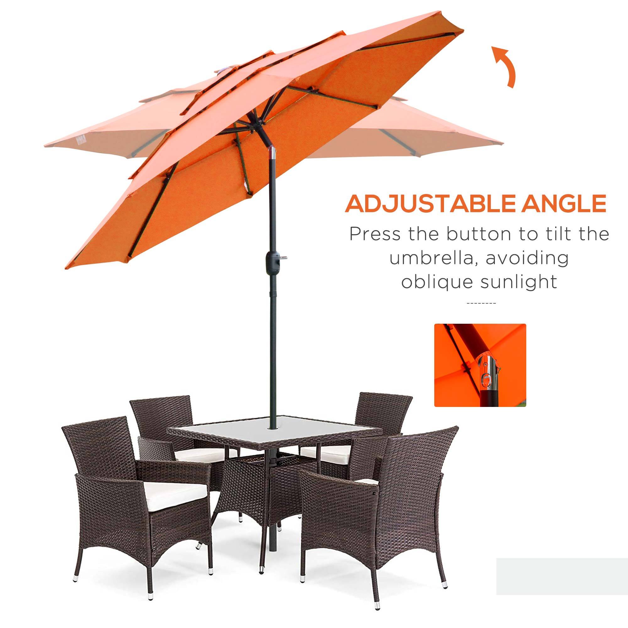 ADJUSTABLE ANGLE
Press the button to tilt the umbrella, avoiding oblique sunlight