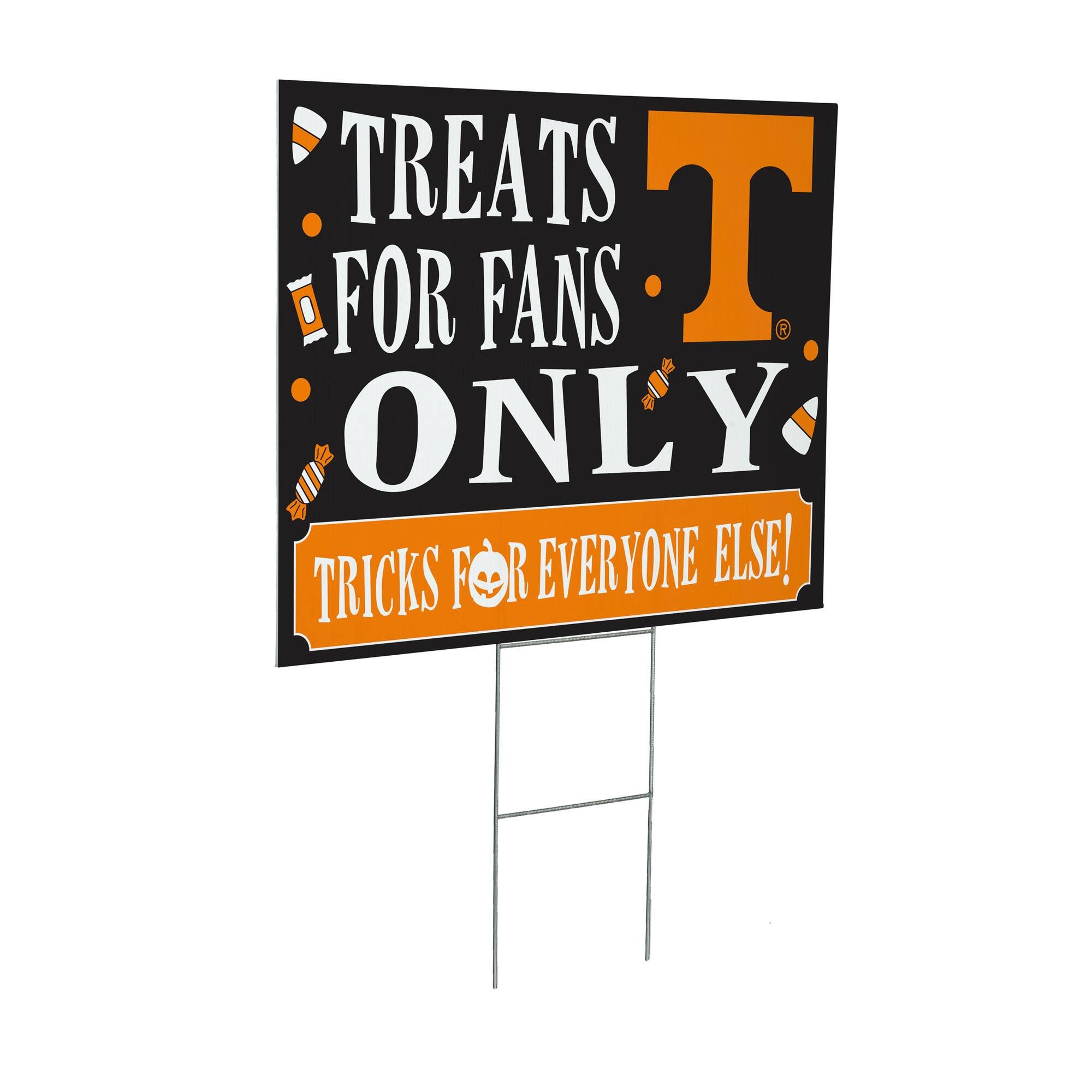 TREATS FOR FANS ONLY  
TRICKS FOR EVERYONE ELSE!