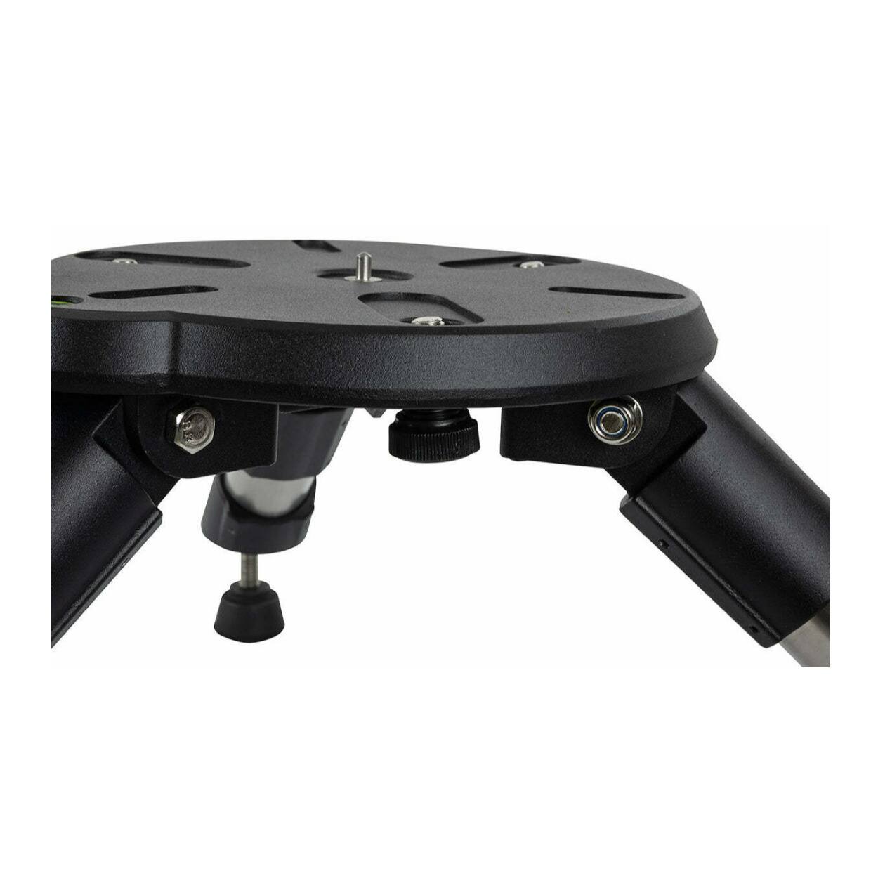 Left. Celestron - Celestron Nexstar 5SE Maksutov-Cassegrain GoTo Telescope with Tripod.