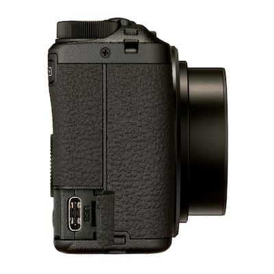 Ricoh GR IIIx, Black, Digital Compact Camera with 24MP APS C Size Ricoh GR IIIx, Black, Digital Compact Camera with 24MP APS C Size