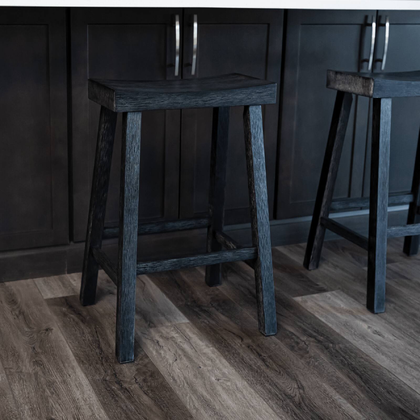 Angle. Maven Lane - 27" Vincent Counter Stool in Antiqued Black Finish - Antiqued Black.