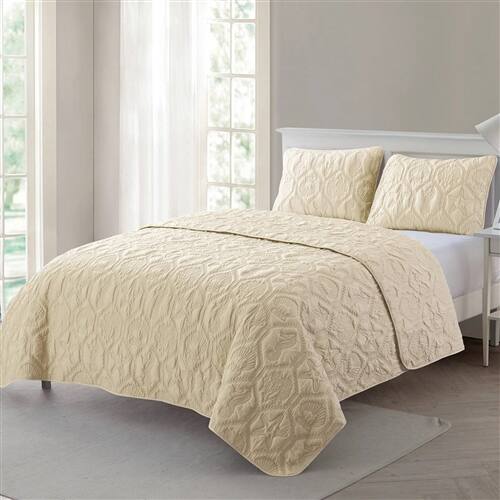 Angle. Hivvago - Queen Coastal Beach Starfish Seashells Seahorse Sand Tan 3-Piece Quilt Set - Sand Tan.