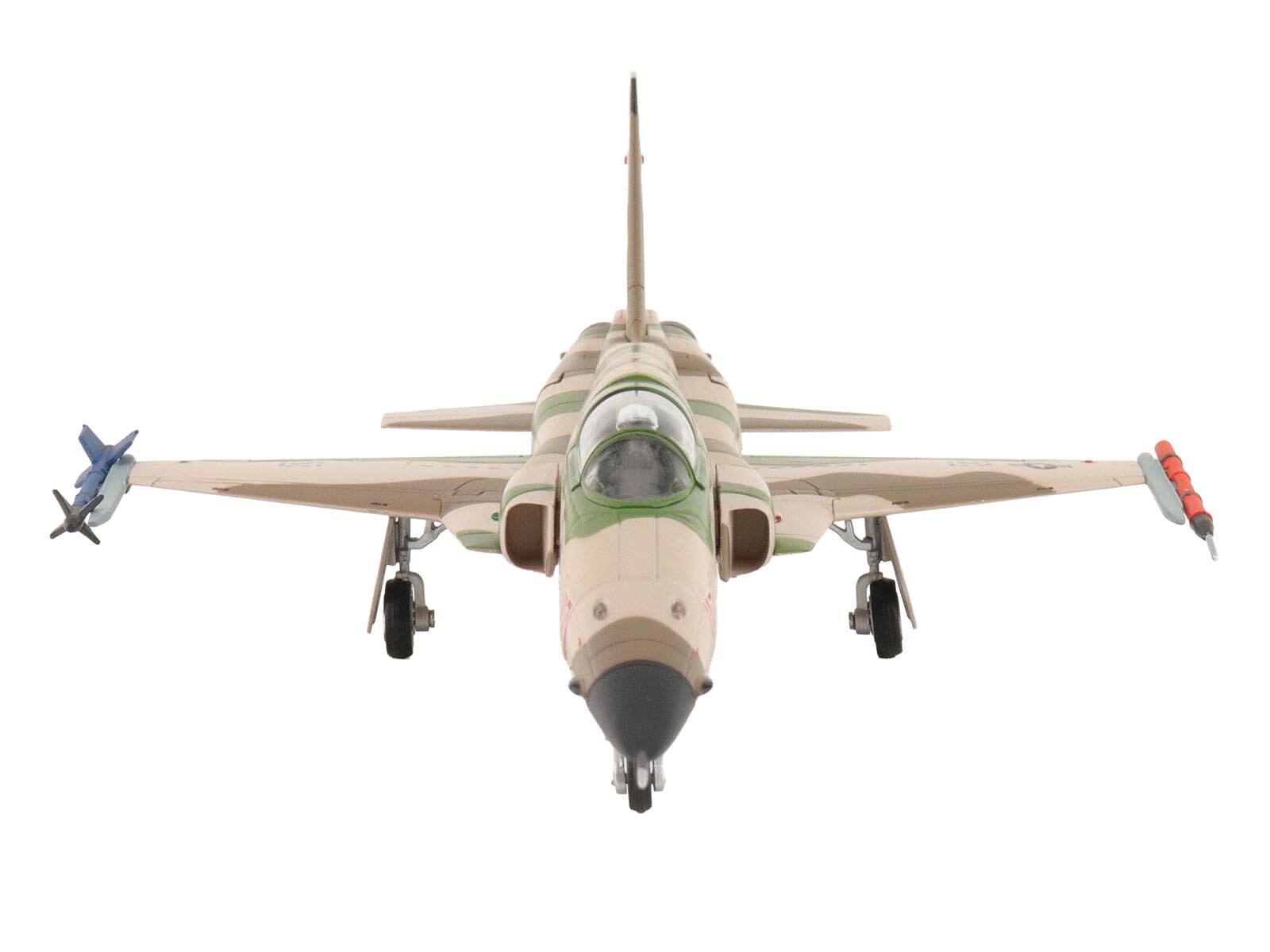 Alt View 2. Hobby Master - Northrop F-5N Tiger II Aircraft " VFC-111 Sundowners" US Navy "Air Power Series" 1/72 Diecast Model by Hobby Master.