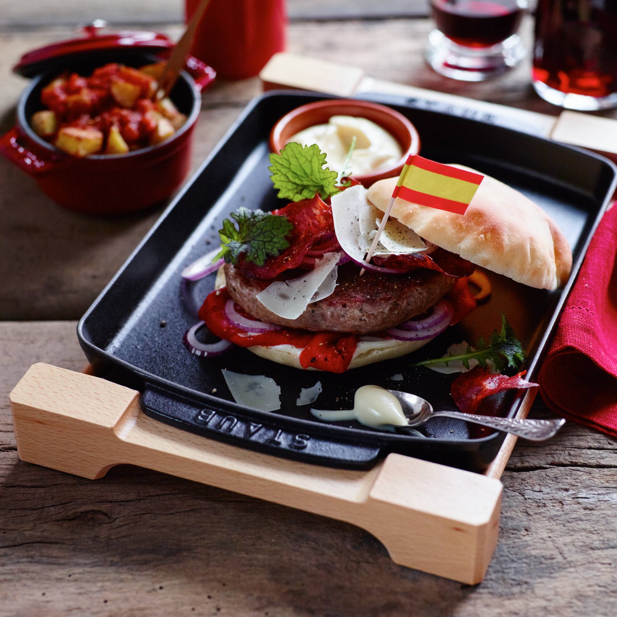 The text on the image reads: "SNVas UNB VeleS"