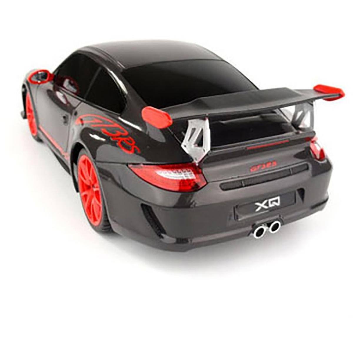 The text on the image can be grouped and corrected as follows:

- "XG"
- "00"
- "XG"
- "00"