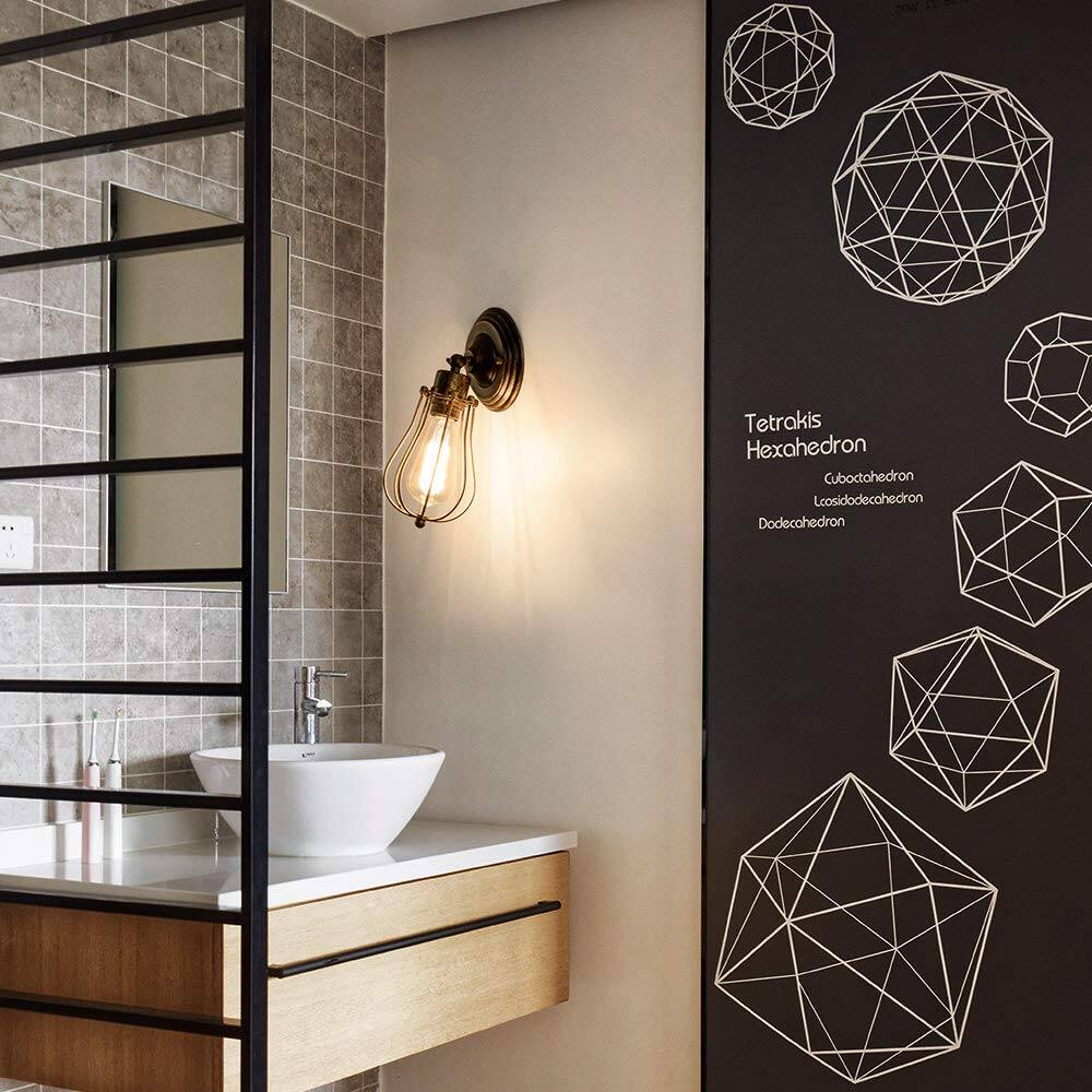 Tetrakis Hexahedron  
Cuboctahedron  
Icosidodecahedron  
Dodecahedron