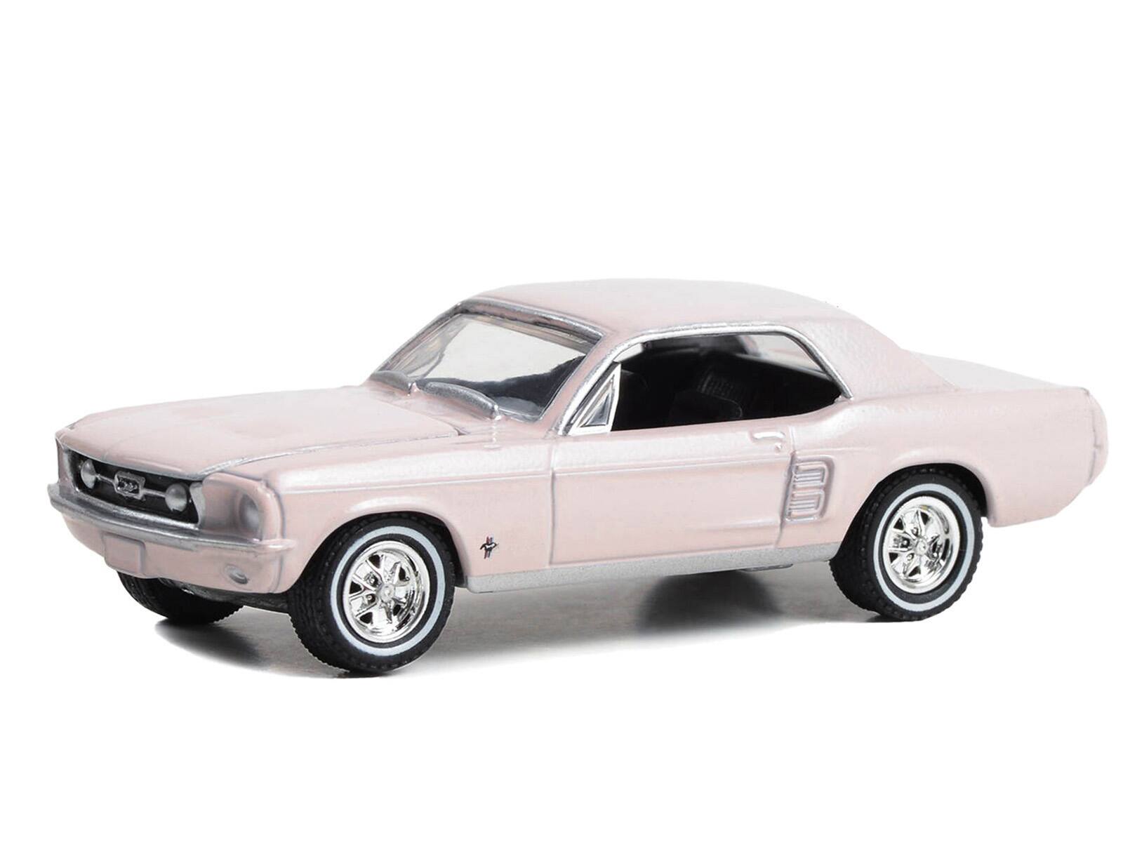 Left. Greenlight - 1967 Ford Mustang Coupe She Country Special Bill Goodro Ford Denver Colorado Bermuda Sand Hobby Exclusive 1/64 - Pink.
