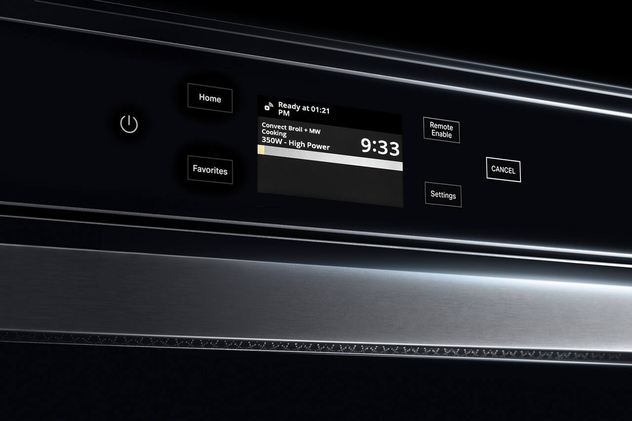 Home Favorites Ready at 01:21 PM Convect Broil + Cooking MW 350W I High Power 9:33 Remote Enable CANCEL Settings