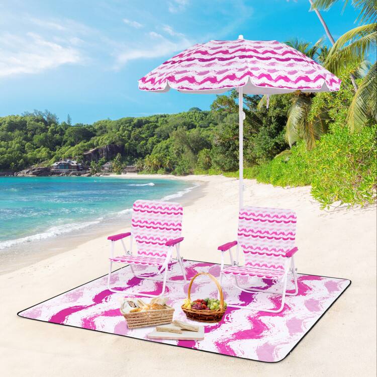 Angle. Mondawe - 4-Piece Beach Umbrella Set with 2 Foldable Chairs and Picnic Blanket - Pink.