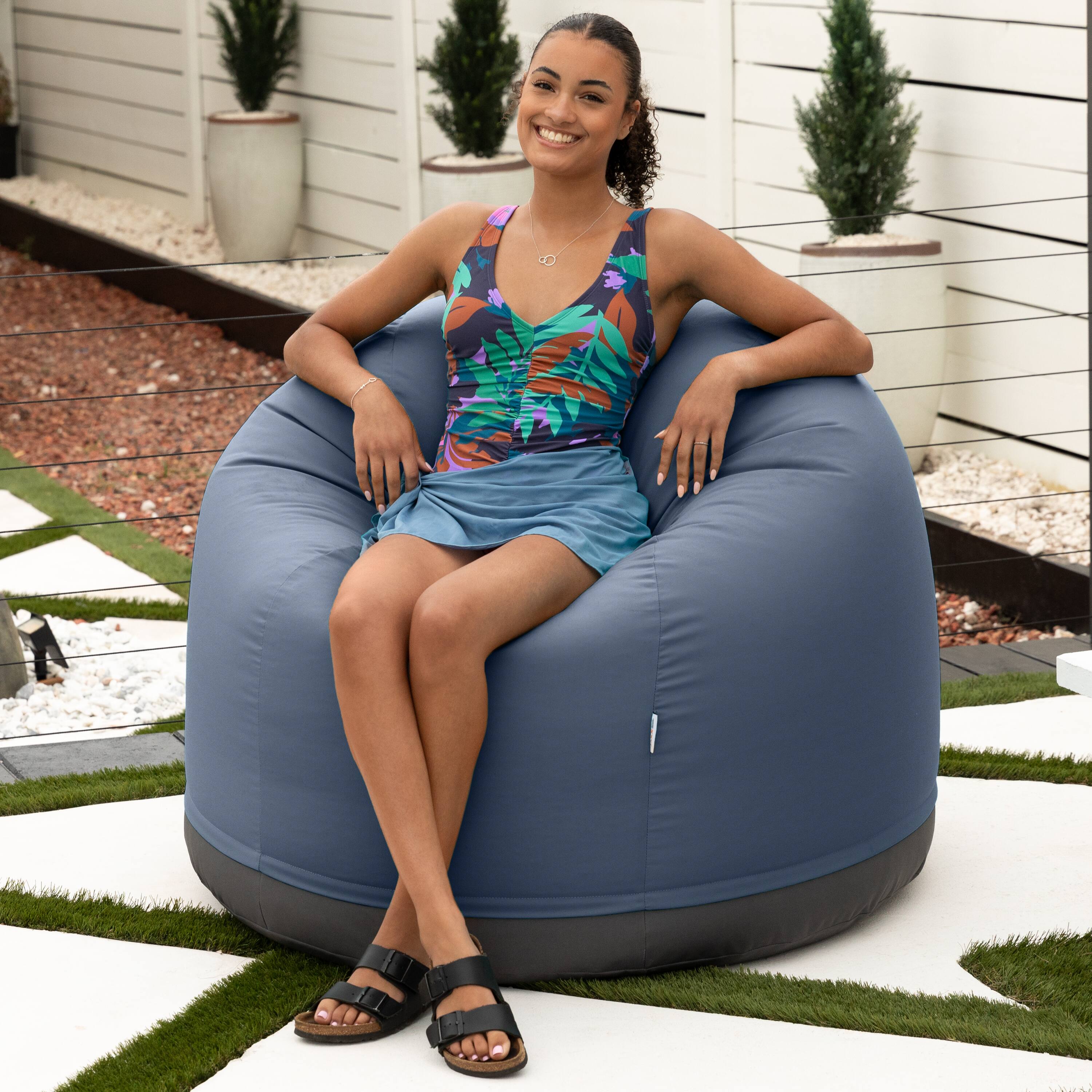 Angle. Jaxx - Jaxx Palmetto Large Round Outdoor Bean Bag Club Chair - Sunbrella Navy - Navy.