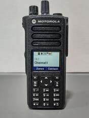 MOTOROLA
Ch 1
Channel1
Zones Contact
P1 P2 OK
1 2 3
4 5 6
7 8 9
0 * #
1: .?
2: ABC
3: DEF
4: GHI
5: JKL
6: MNO
7: PQRS
8: TUV
9: WXYZ