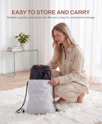 EASY TO STORE AND CARRY  
Deflates quickly and packs into the carry bag for convenient storage