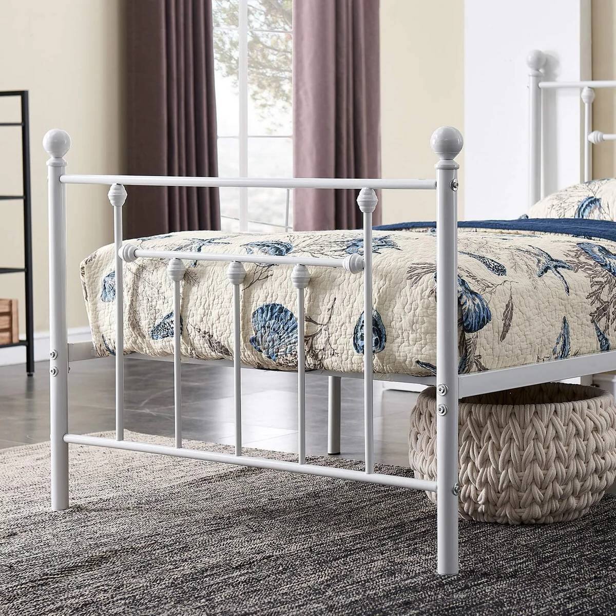 Back. Hivvago - Hivvago Twin Victorian Style Metal Platform Bed Frame with Headboard Footboard - White.