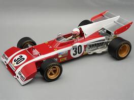 Ferrari 312 B2 #30 Clay Regazzoni F1 "Belgian GP" (1972) "Mythos Series" with Figure & Case 1/18 Model Car by Tecnomodel