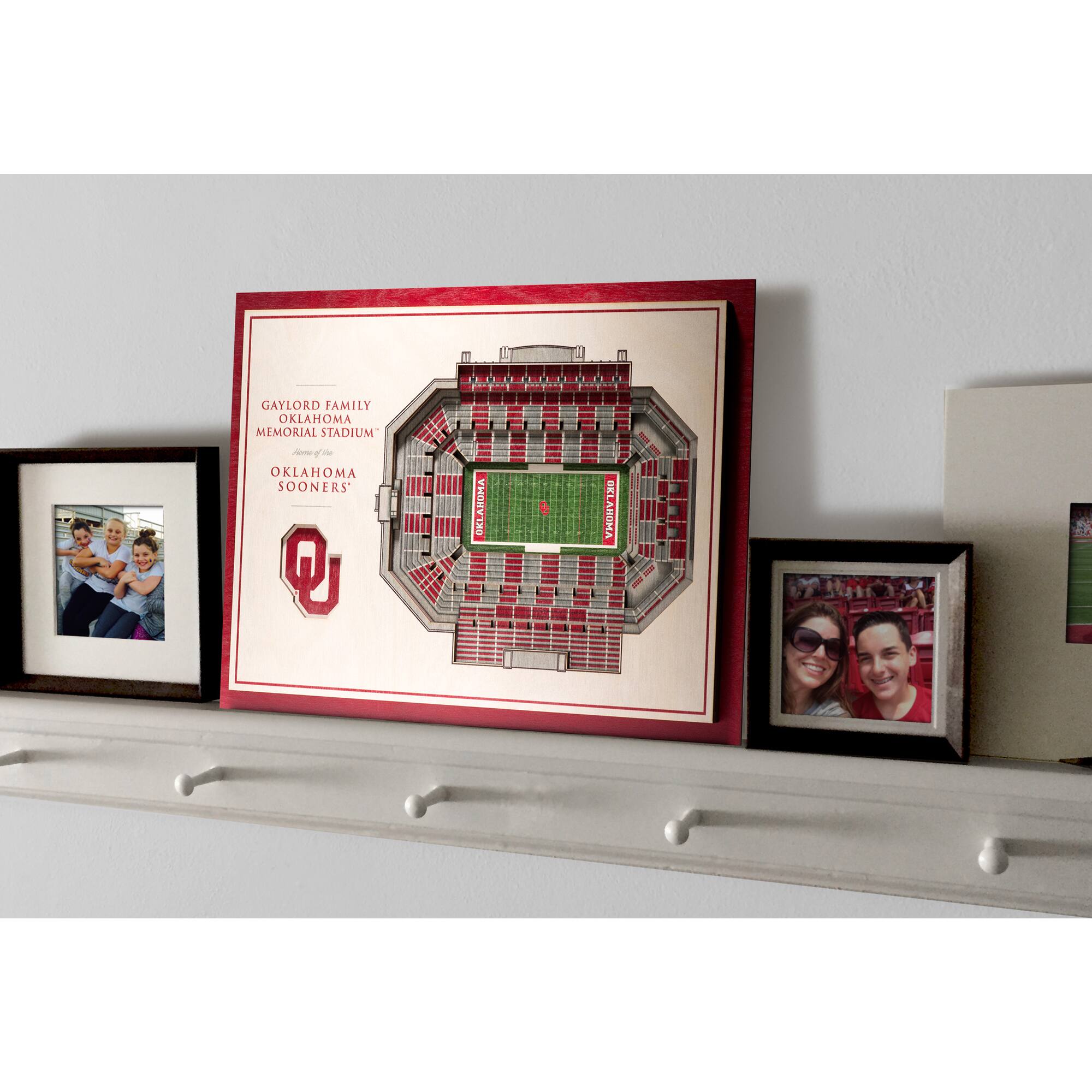 GAYLORD FAMILY  
OKLAHOMA  
MEMORIAL STADIUM  
Home of the  
OKLAHOMA SOONERS