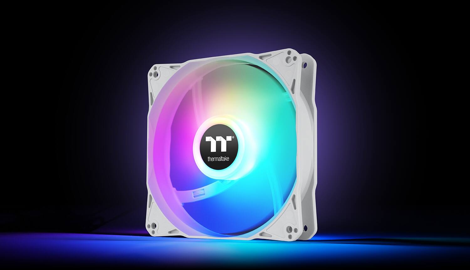 Alt View 9. Thermaltake - LE120 ARGB Sync 120mm PWM Computer Case Cooling Fan (3-Pack) - Snow.