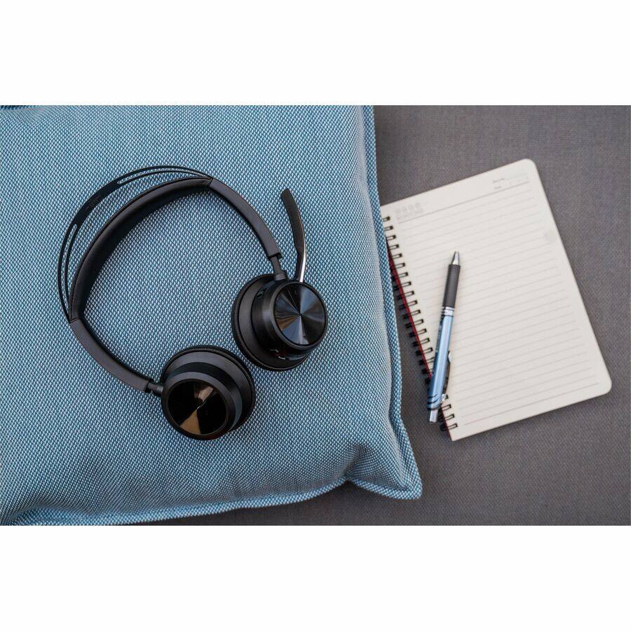 Alt View 5. HP - Poly Voyager Focus 2 USB-C Headset - Siri, Google Assistant - Stereo - USB Type C - Wired/Wireless - Bluetooth - 298.6 f - Black.