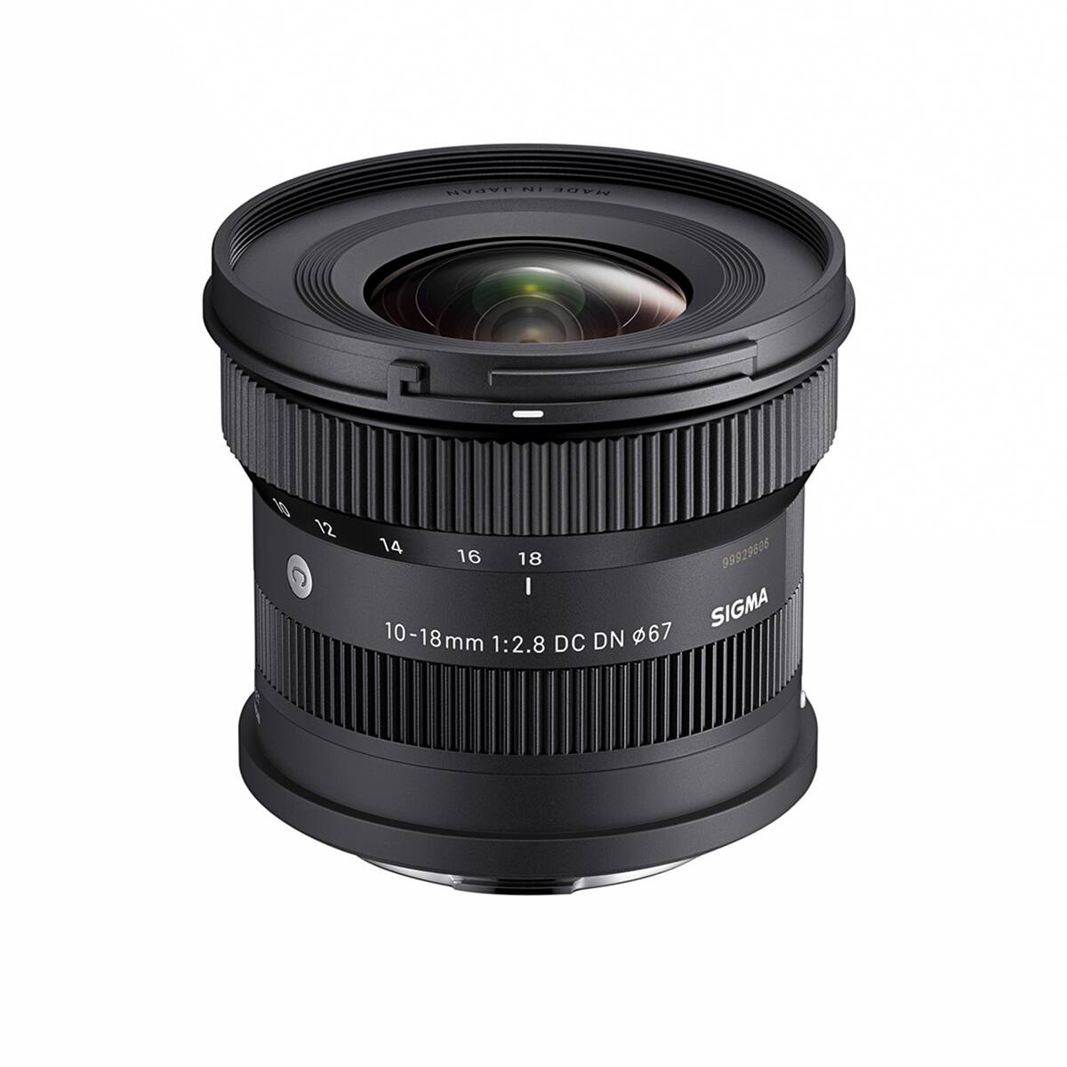 JAPAN MADE  
10 12 14 16 99929606  
18 I  
10-18mm 1:2.8 DC DN  
SIGMA