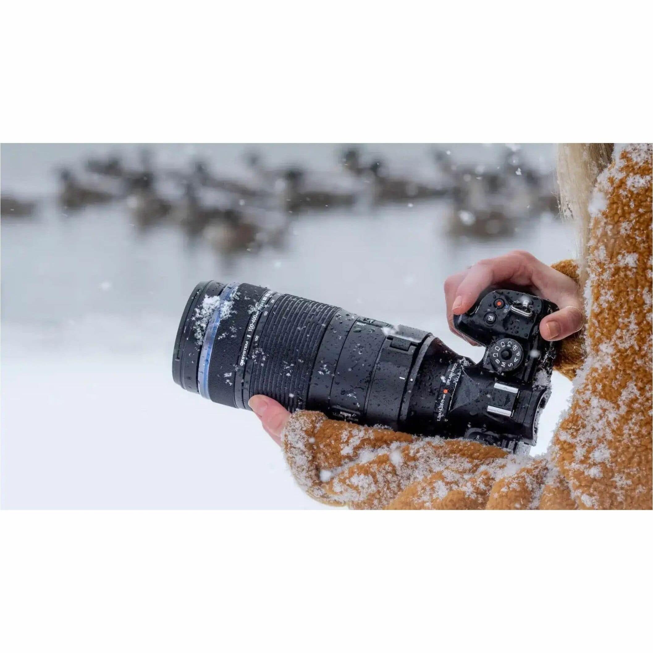 Alt View 18. Olympus - M.ZUIKO DIGITAL 100-400 mm f/5-22 Telephoto Macro Teleconverter Zoom Lens.