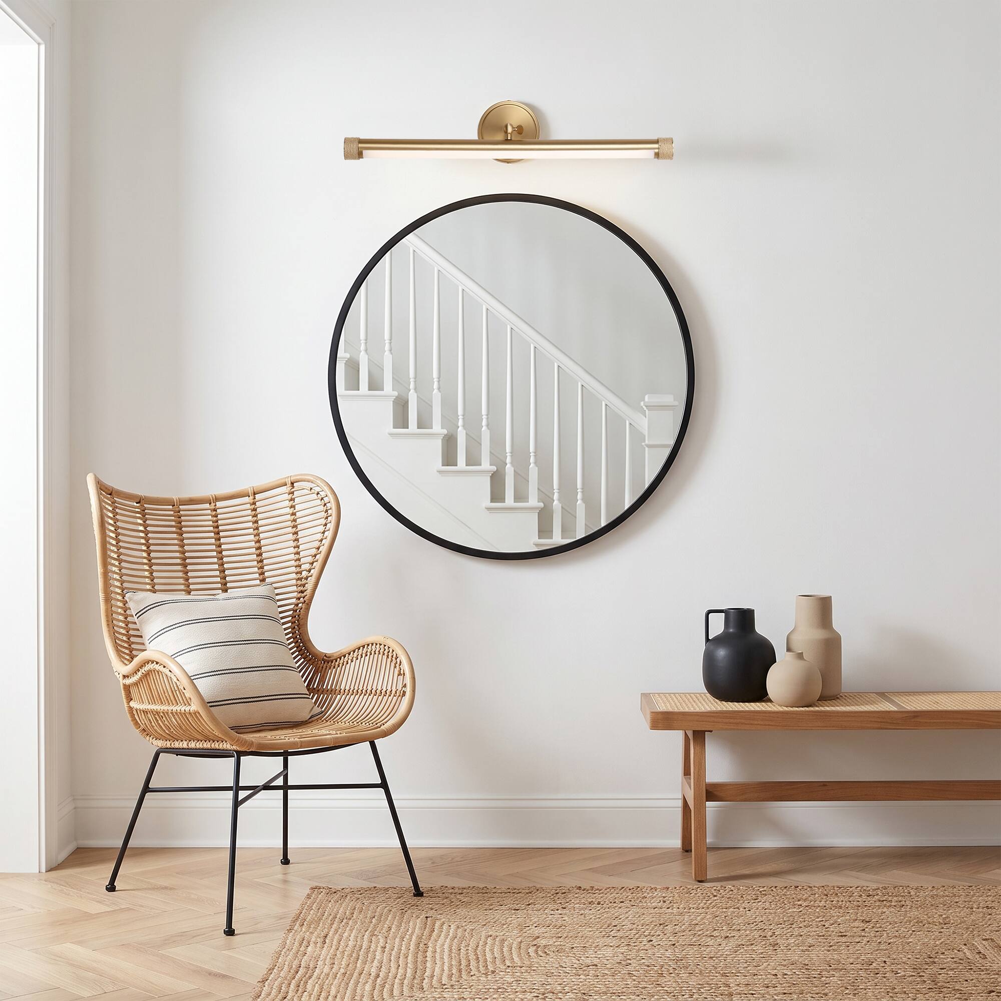 Back. Parrot Uncle - 24" Classic Adjustable Picture Light for Living Room, Bedroom, Gallery, Hallway - Brass.