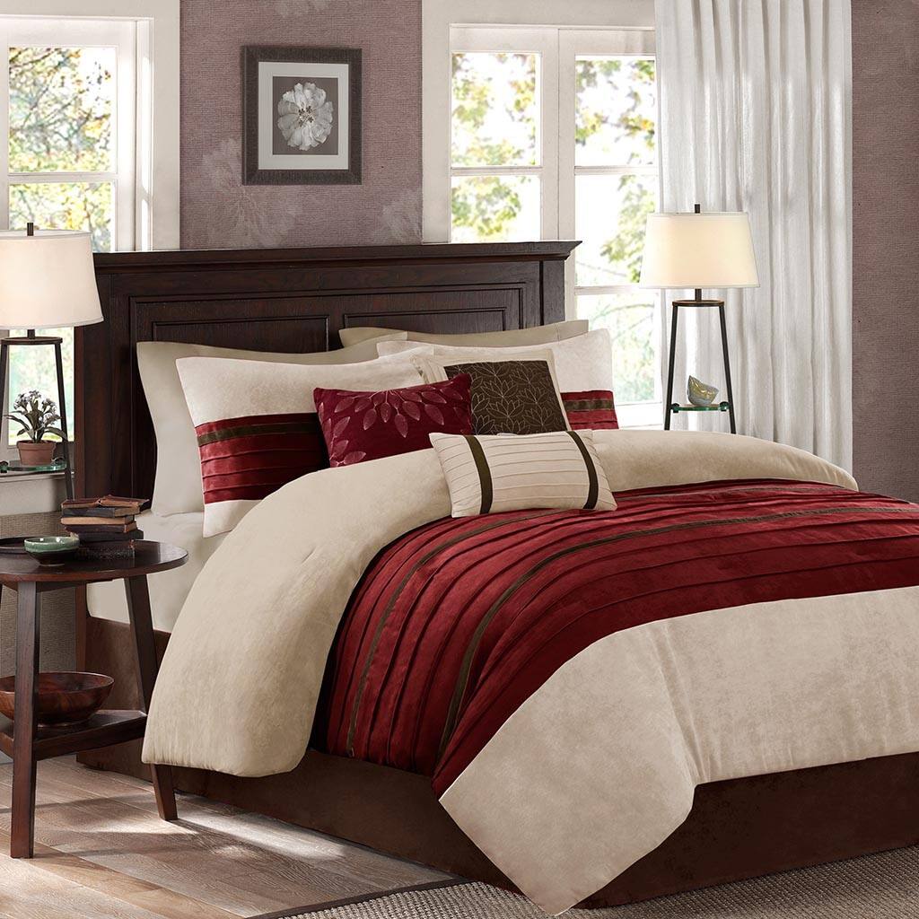 Alt View 4. Gracie Mills - Gracie Mills Bryony 7-Piece Microsuede Comforter Set - Red.