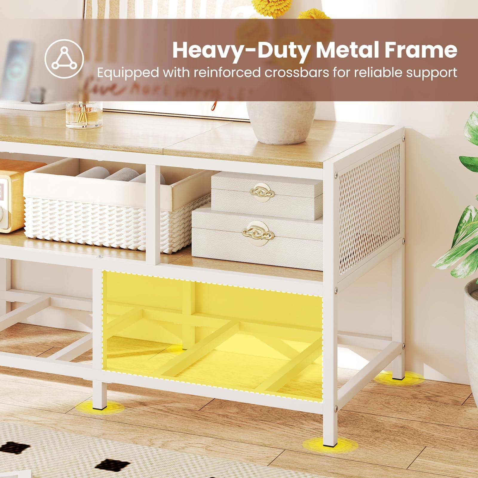 Heavy-Duty Metal Frame  
Equipped with reinforced crossbars for reliable support
