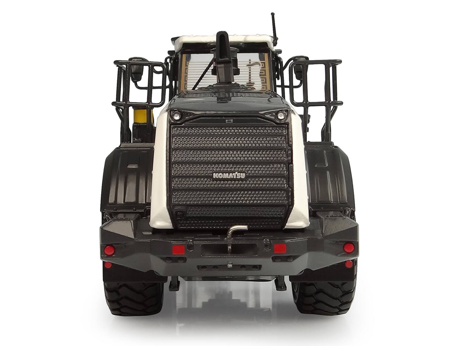 Alt View 6. Universal Hobbies - Komatsu WA475-10 Wheel Loader White Limited Edition to 750 pieces Worldwide 1/50 Diecast Model by Universal Hobbies.
