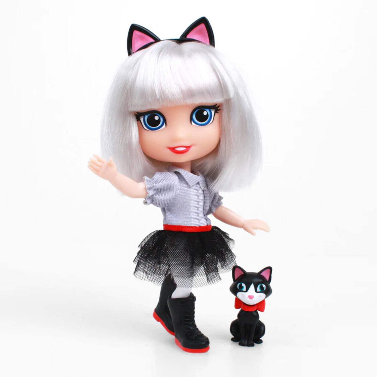 Alt View 2. The Loyal Subjects - Loyal Subjects - For Keeps - Paris Girl with Cupcake Keepsake 5" Action Figure (Net)   - Collectibles - Multicolor.