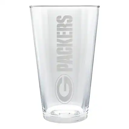 Front. Great American Products - Green Bay Packers Etched 16oz. Vertical Rally Cry Pint Glass - Multicolor.