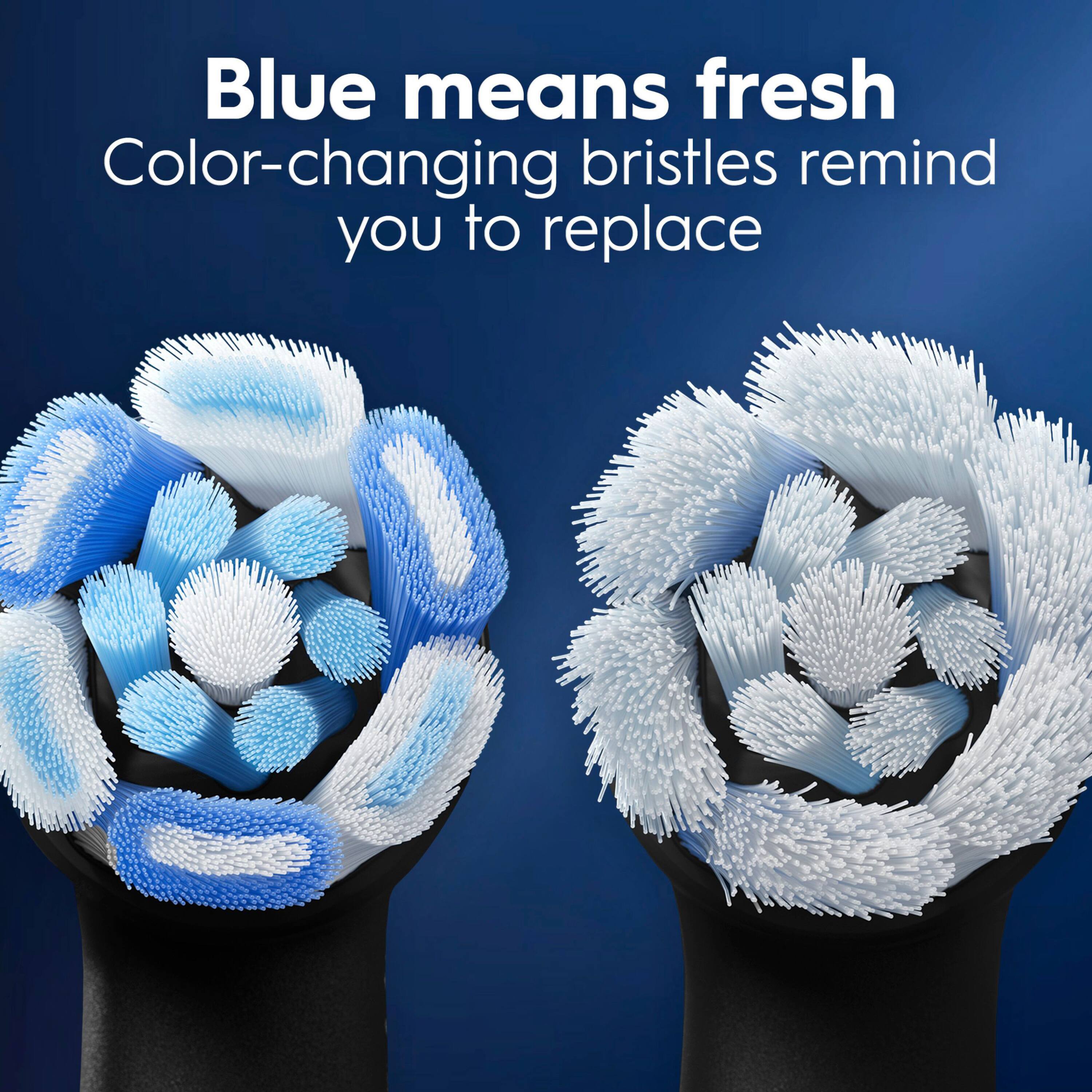 Blue means fresh  
Color-changing bristles remind you to replace